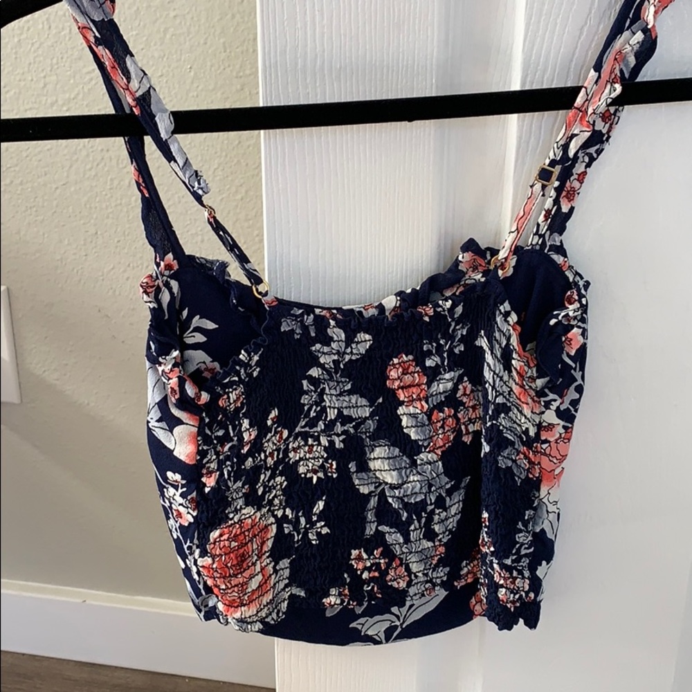 Crop top - Picture 2 of 2